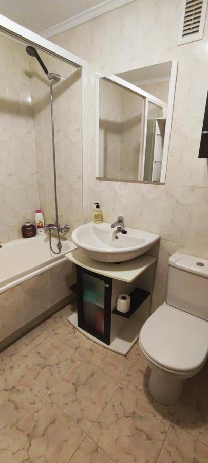 Nala House, Acogedor,Bien Comunicado,Aparcamiento Gratis En La Calle Bilbao Buitenkant foto